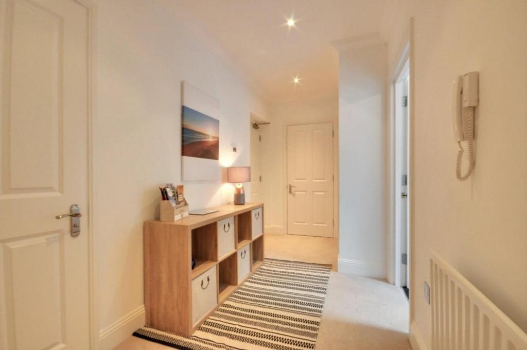 Bournecoast - With Lift, Parking And Balcony Near Sandy Beaches - Fm1586 Apartment