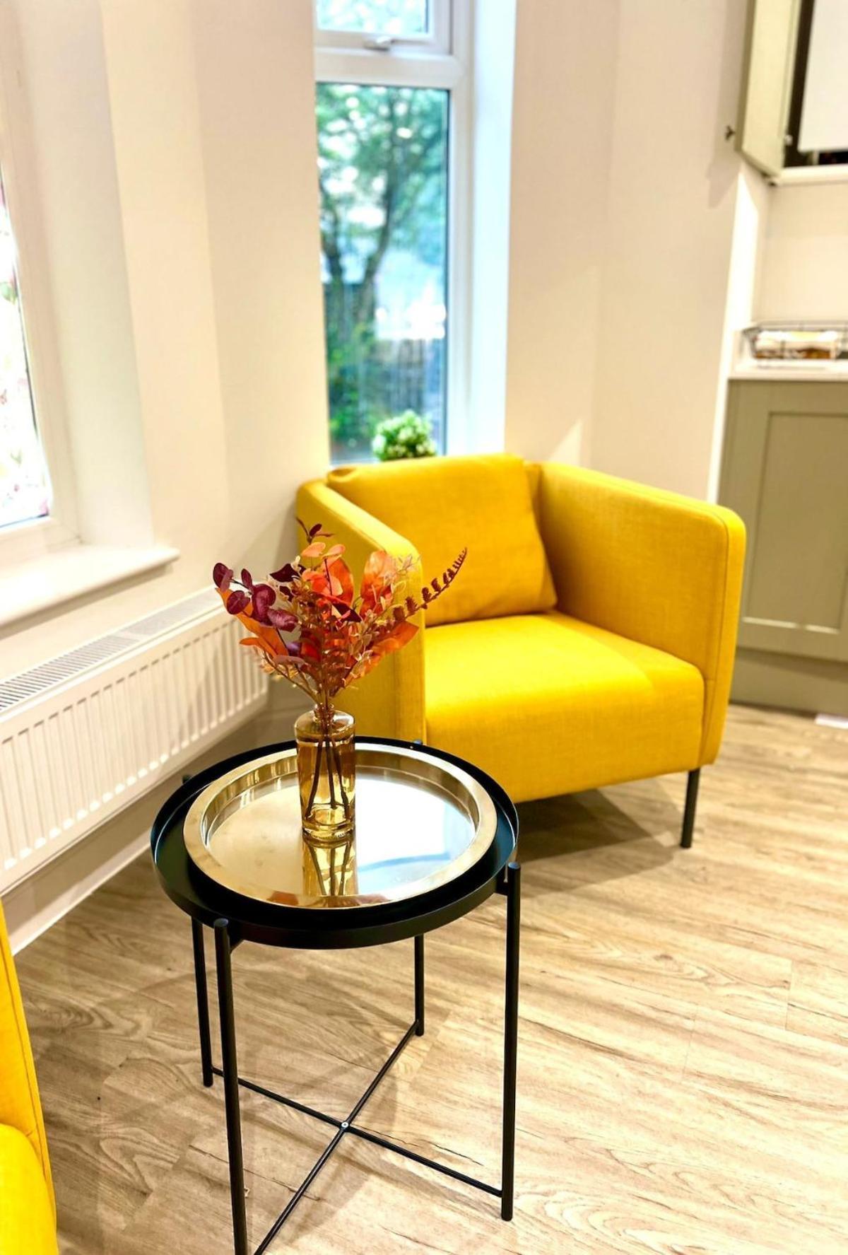 Apartment Brand New - Breeze Spacious 1-bedroom With Parking - Sleeps 4 Ppl- Internet Bournemouth