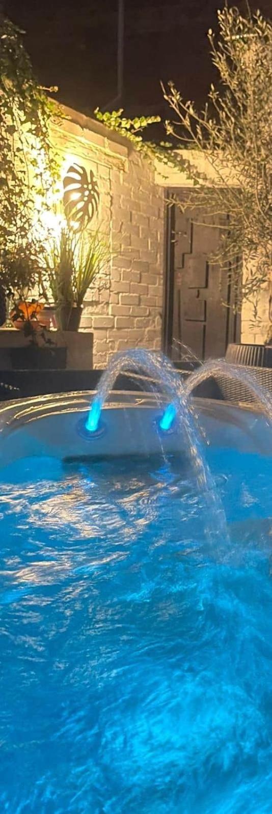 Holiday home Hot Tub Escape