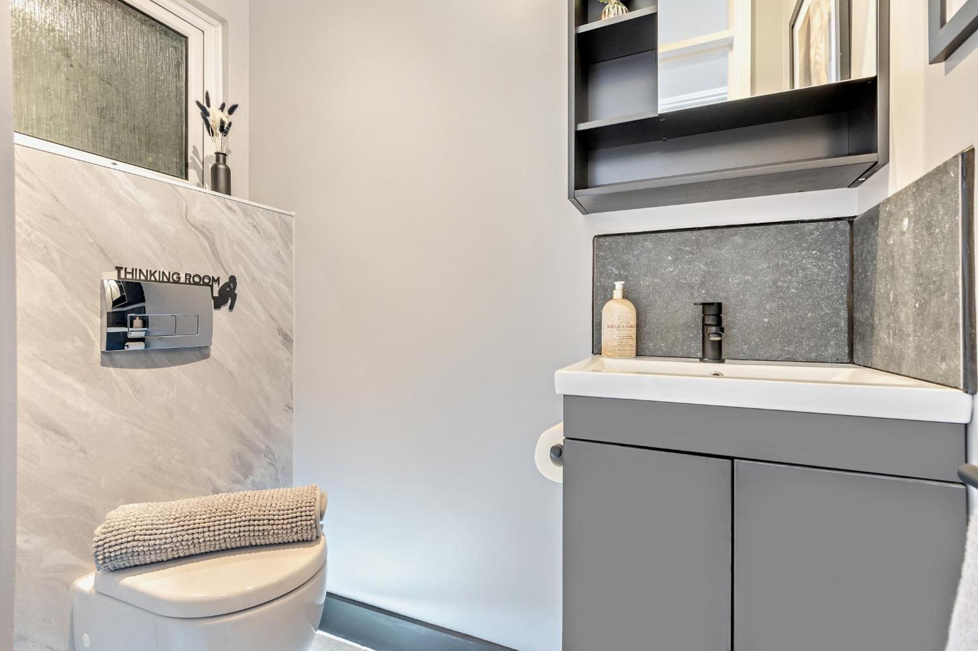 Apartment Chines Charm Stylish 3-bedroom *