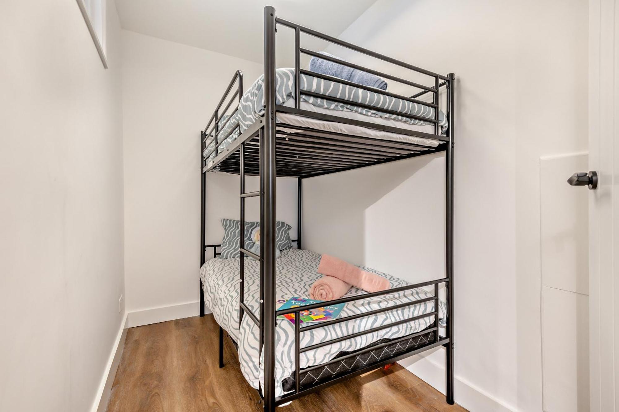 Chines Charm Stylish 3-bedroom Bournemouth