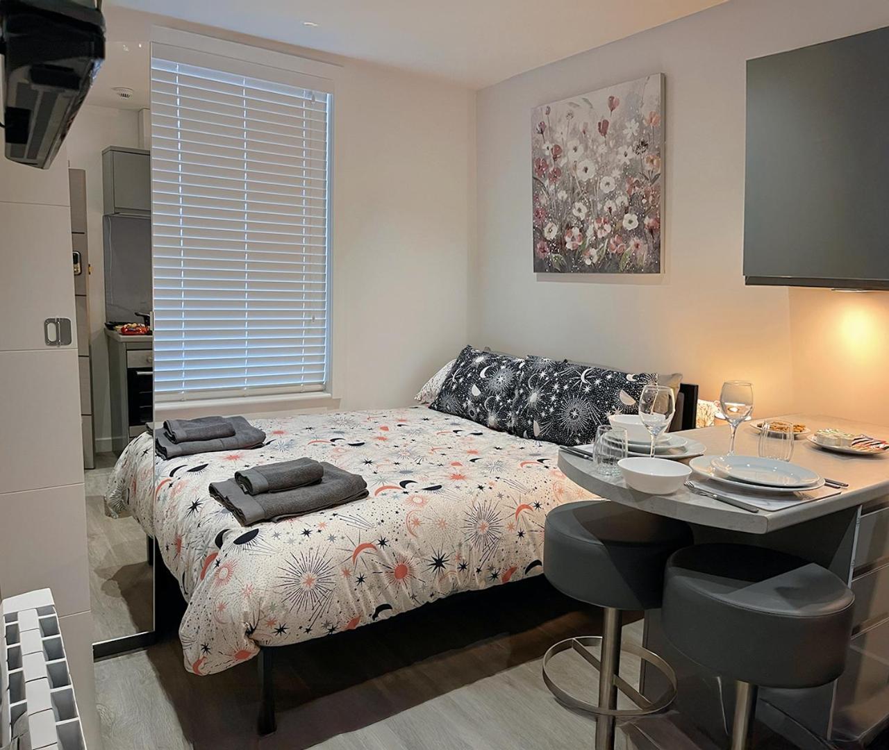 Shelbourne Den Apartment Bournemouth