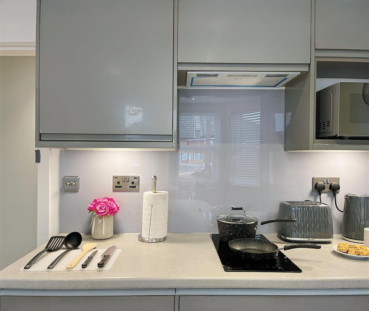 Shelbourne Den Apartment Bournemouth