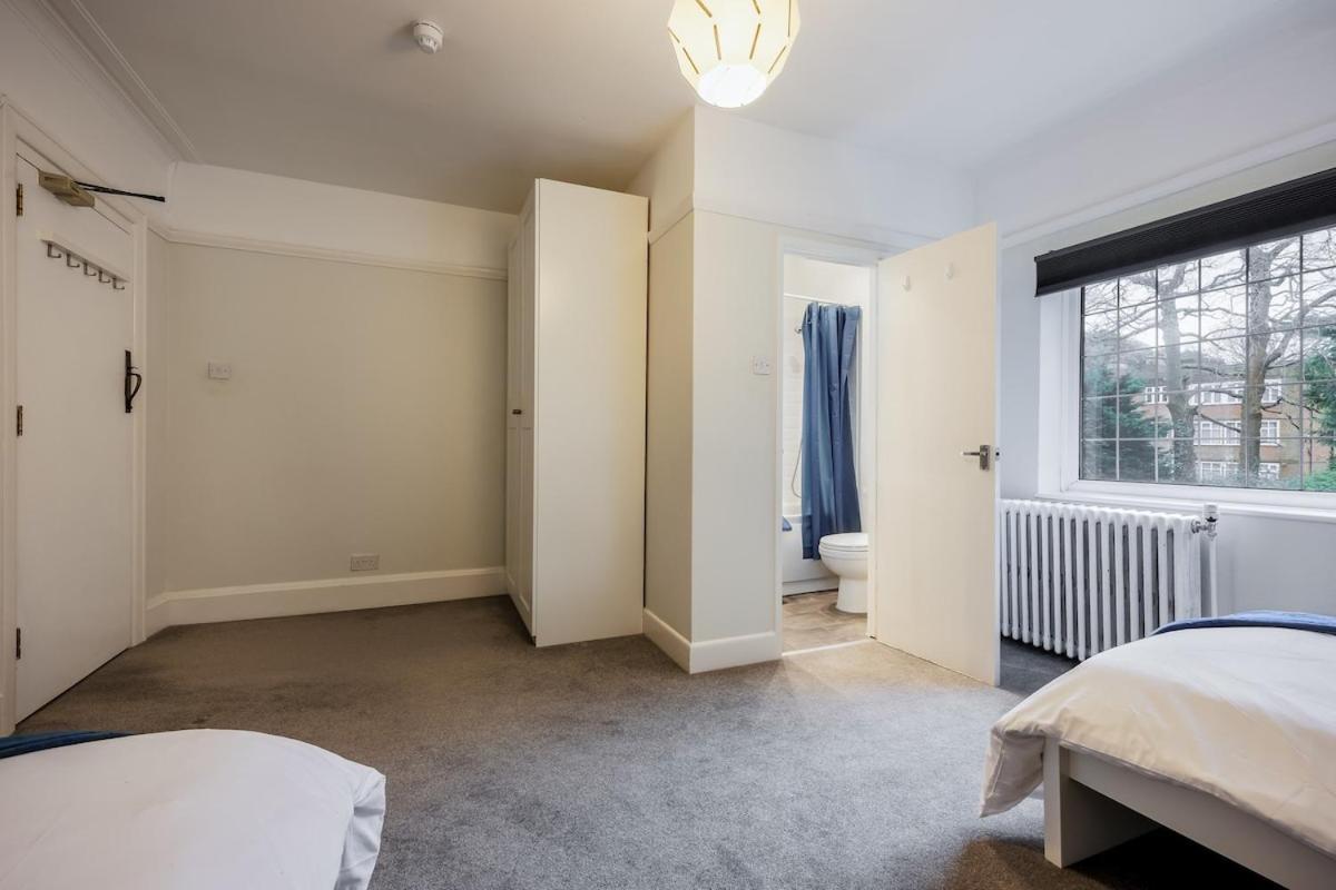 Lovely Spacious House, 300m From Beach, With Parking * Bournemouth