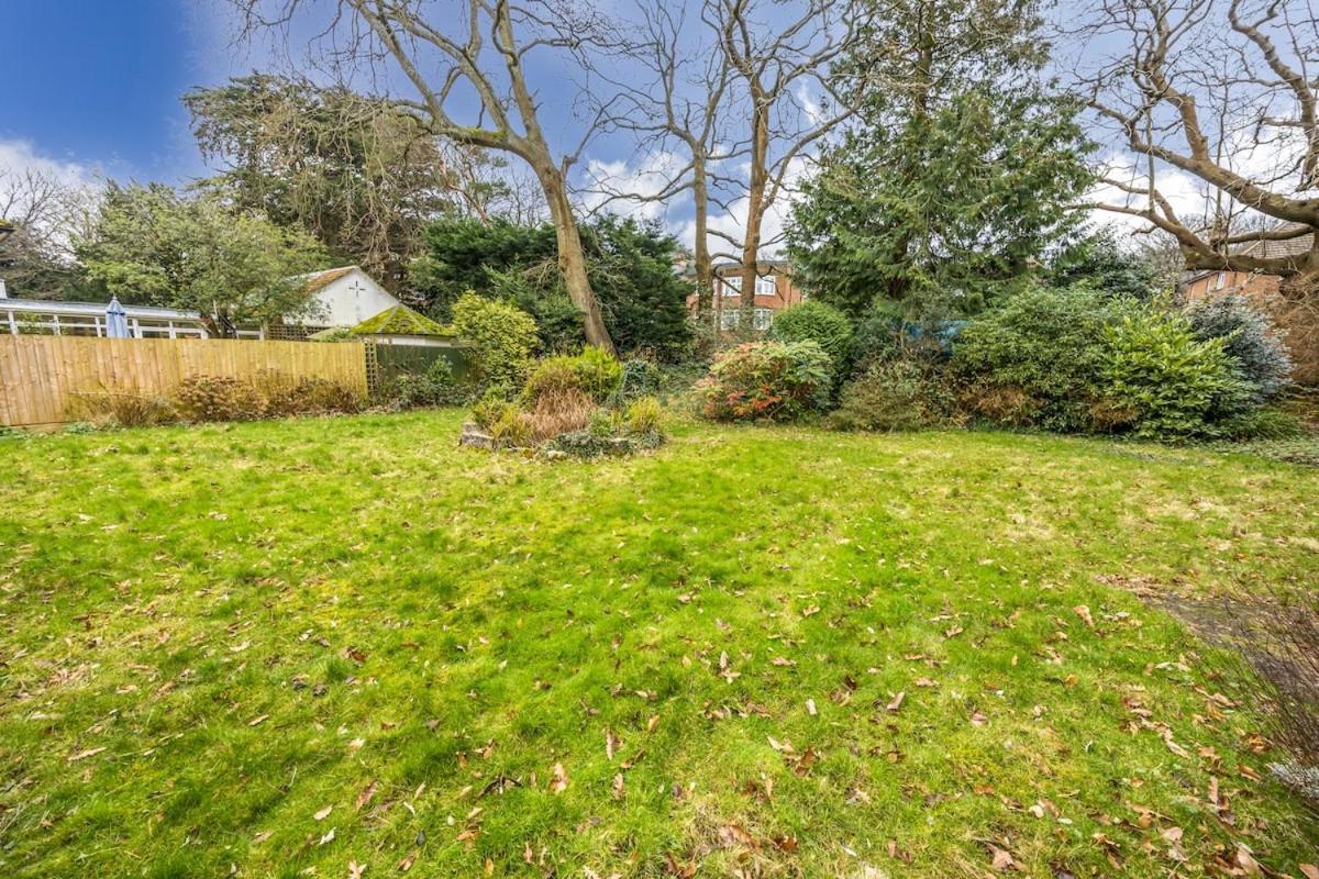 Lovely Spacious House, 300m From Beach, With Parking * Bournemouth