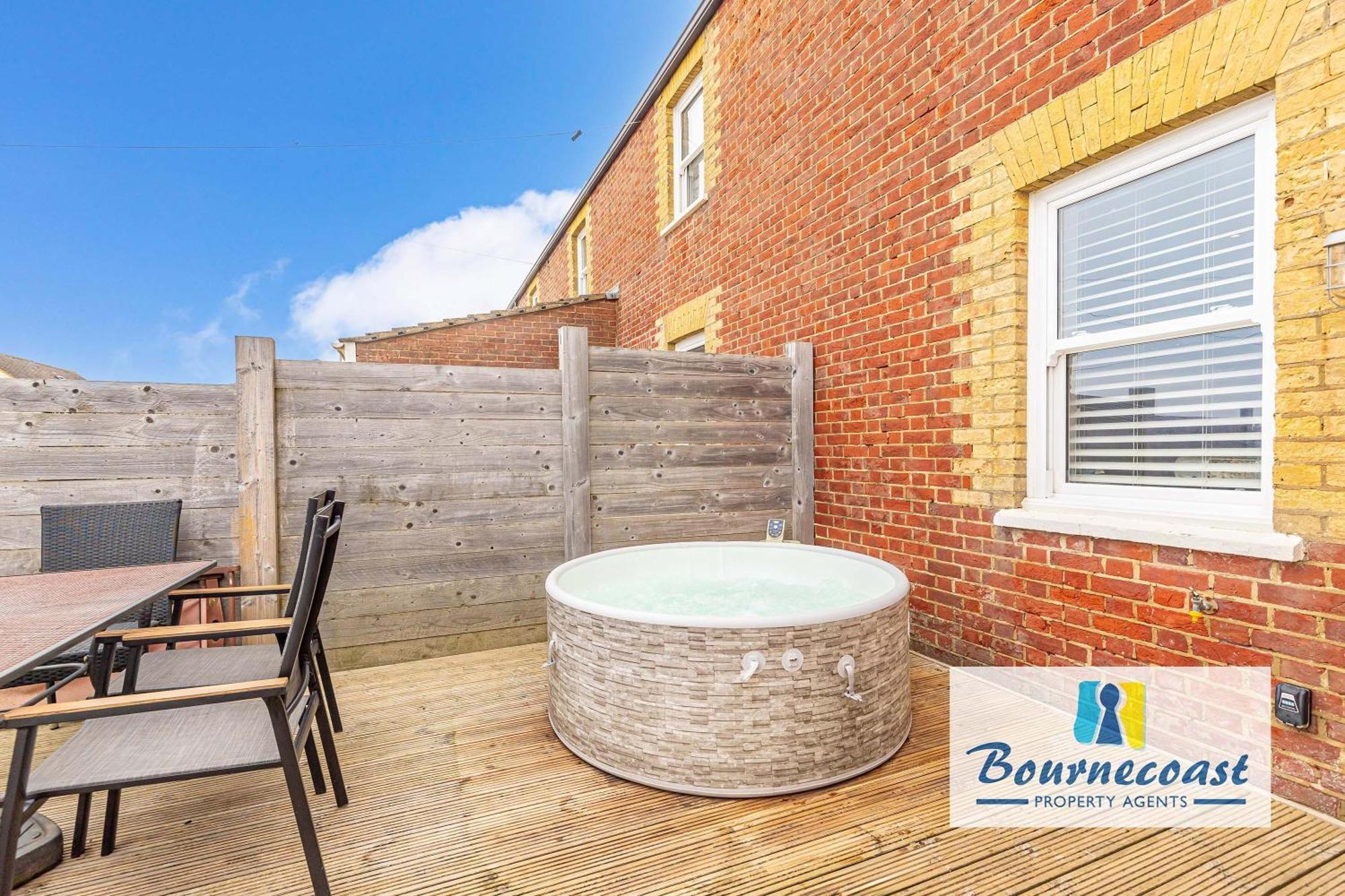 Holiday home Bournecoast - Coastguard - Sea View - Garden - Hot Tub - Hb6098 Bournemouth