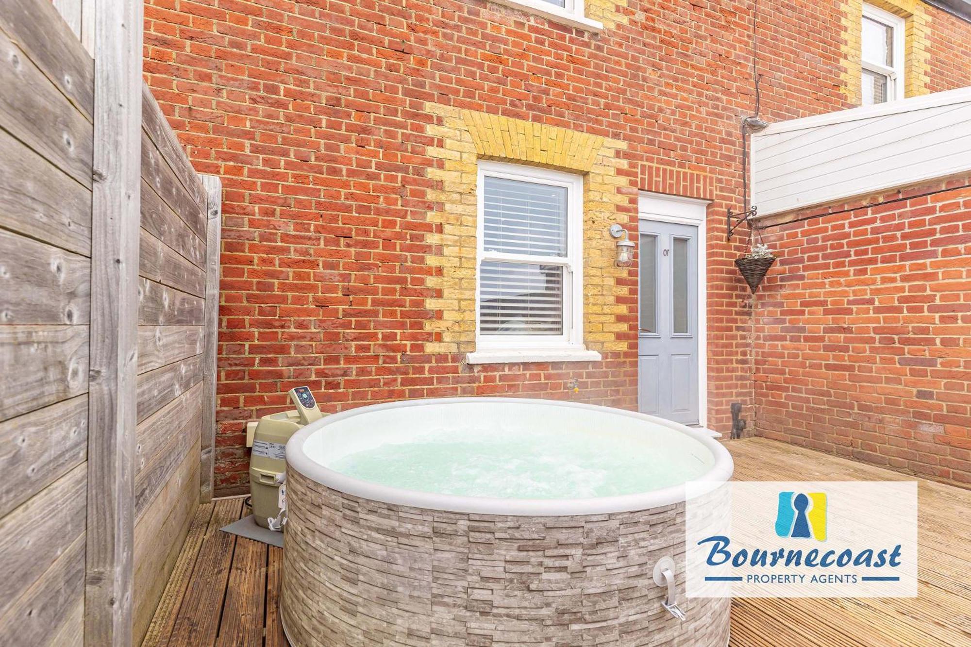 Bournecoast - Coastguard - Sea View - Garden - Hot Tub - Hb6098 Bournemouth