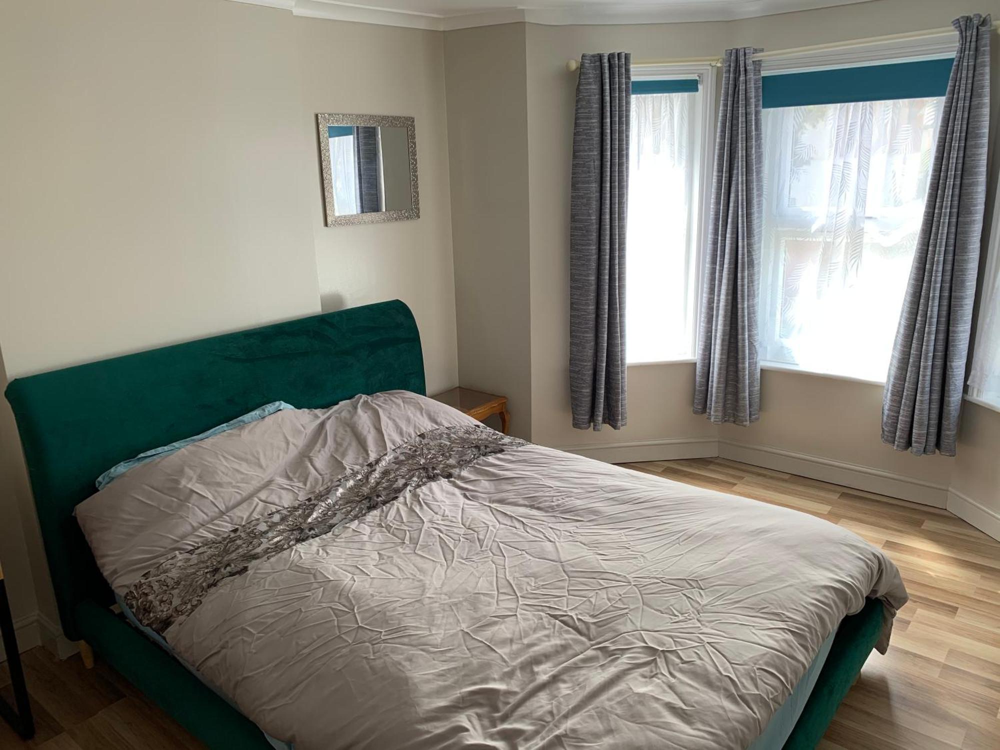 Holiday home Family House - Spa, Garden, Parking Bournemouth