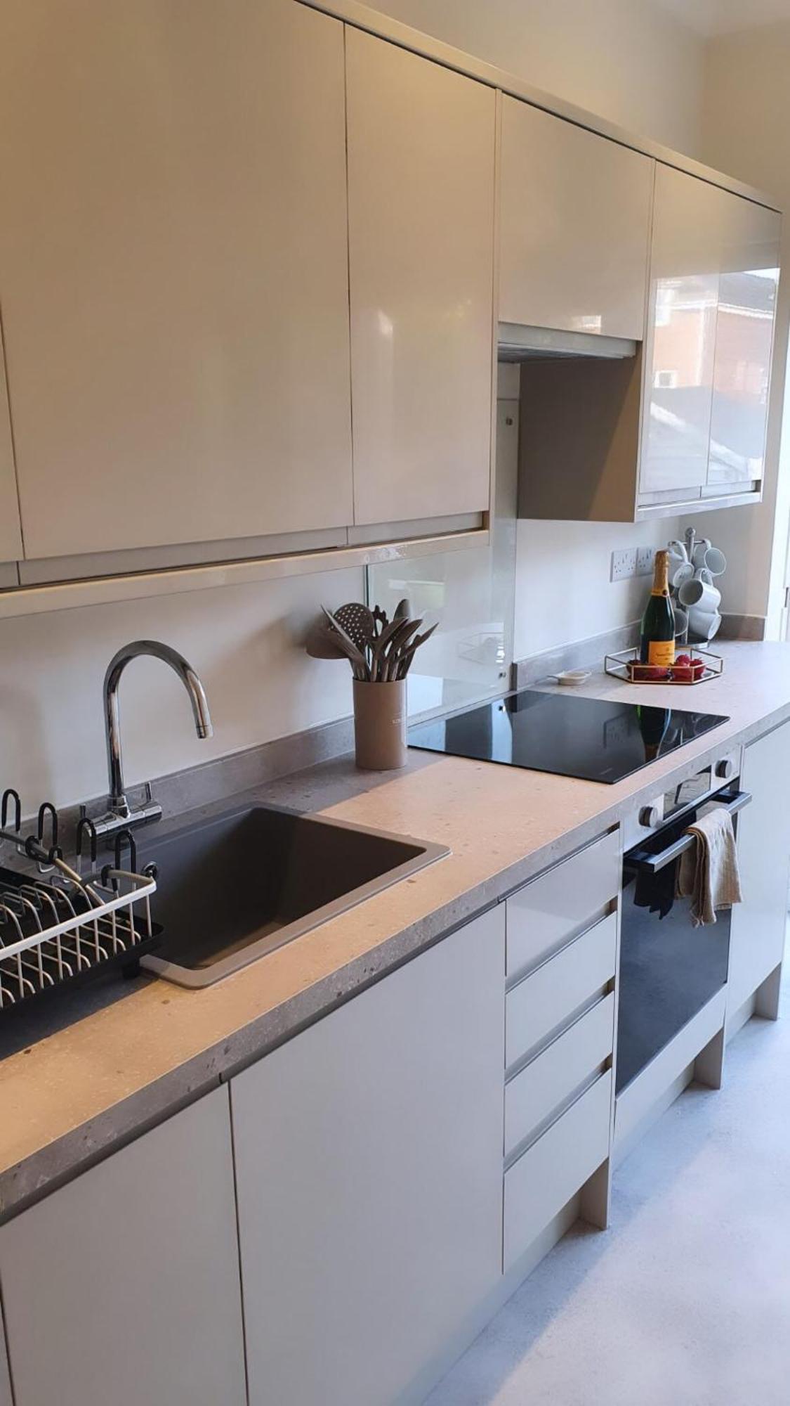 Luxury Close To * Bournemouth