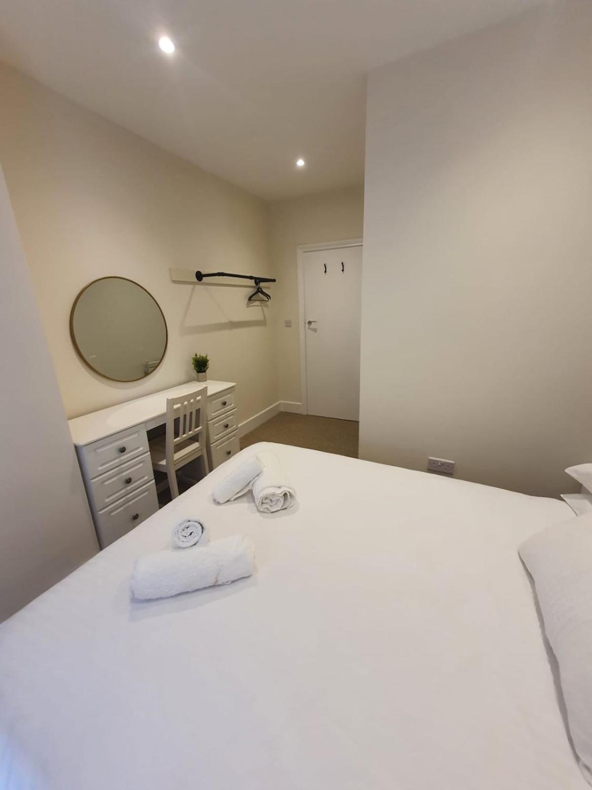 Luxury Close To Apartment Bournemouth