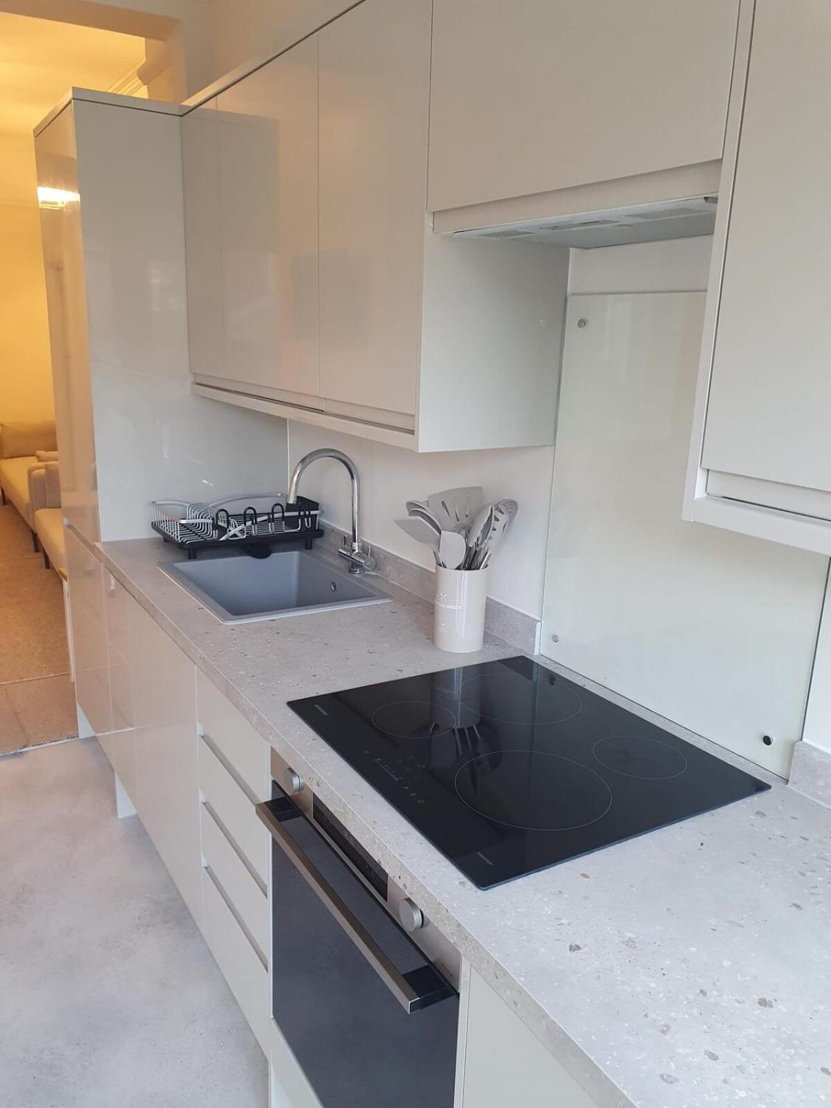 Luxury Close To * Bournemouth