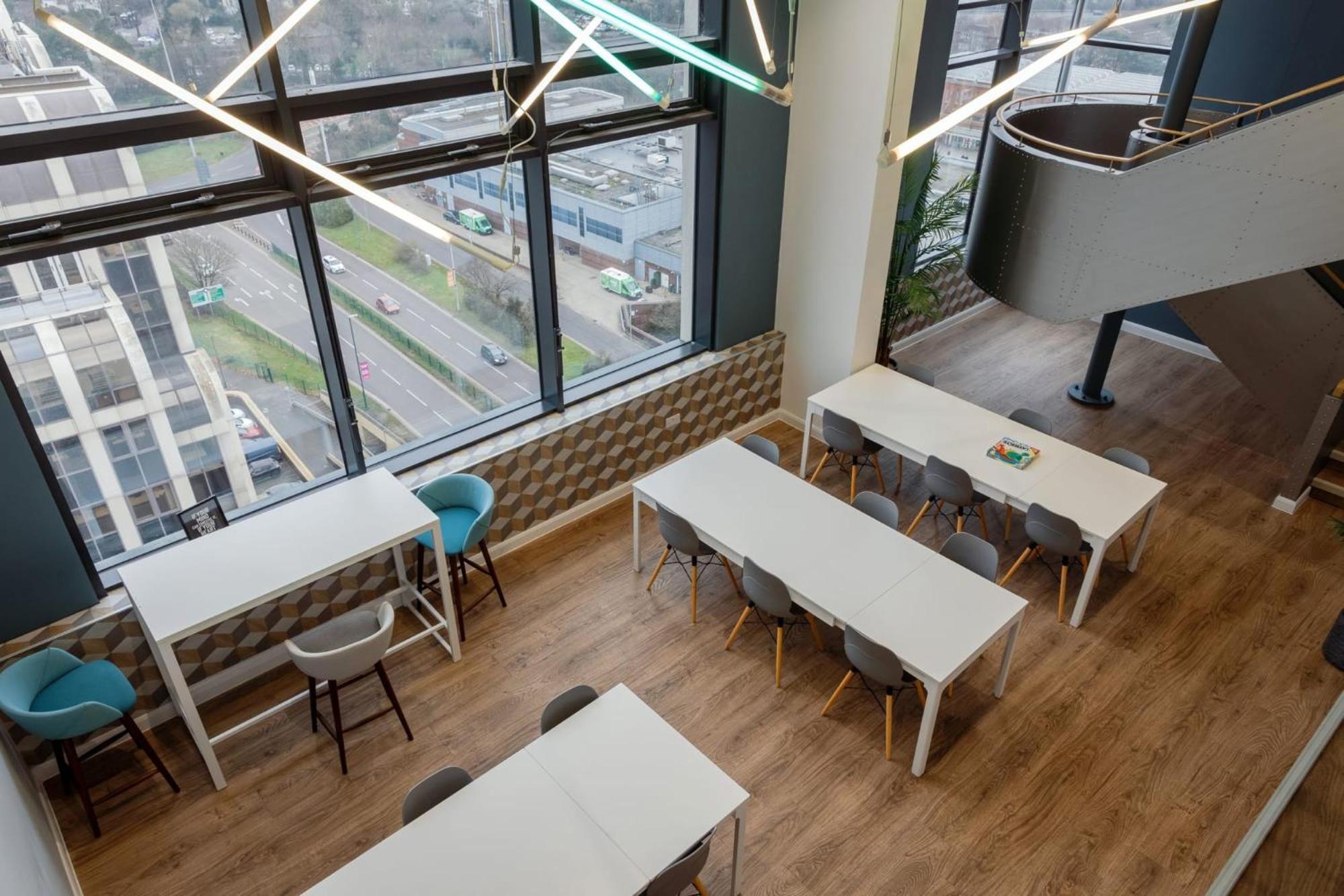 Apartment Inviting Private Ensuite Bedrooms At Skyline In Bournemouth
