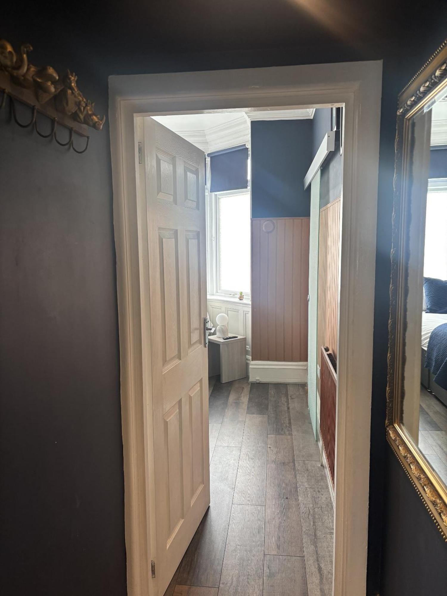 Apartment Cosy Retreat - Beach Location, 1 Bed, Free Parking, High Speed Wifi