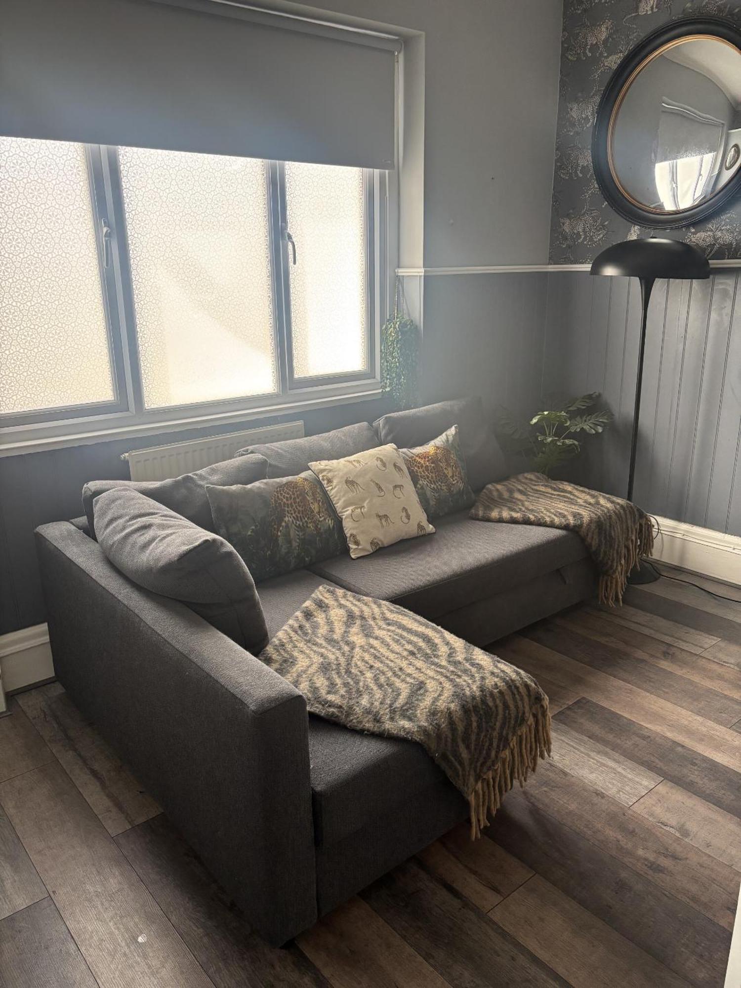 Cosy Retreat - Beach Location, 1 Bed, Free Parking, High Speed Wifi * Bournemouth