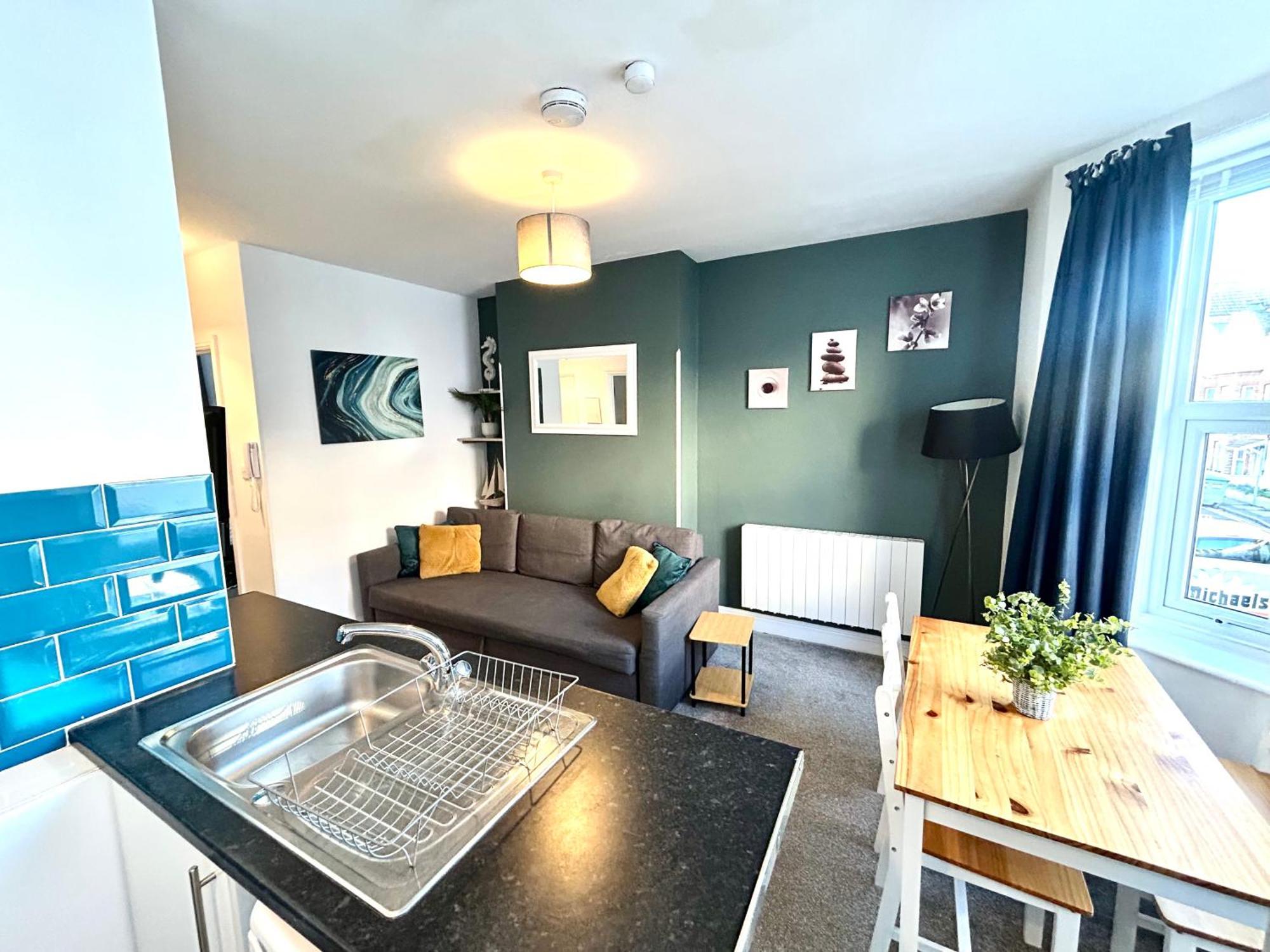 Aparthotel Town Centre By The Beach, Bic, Pavilion *
