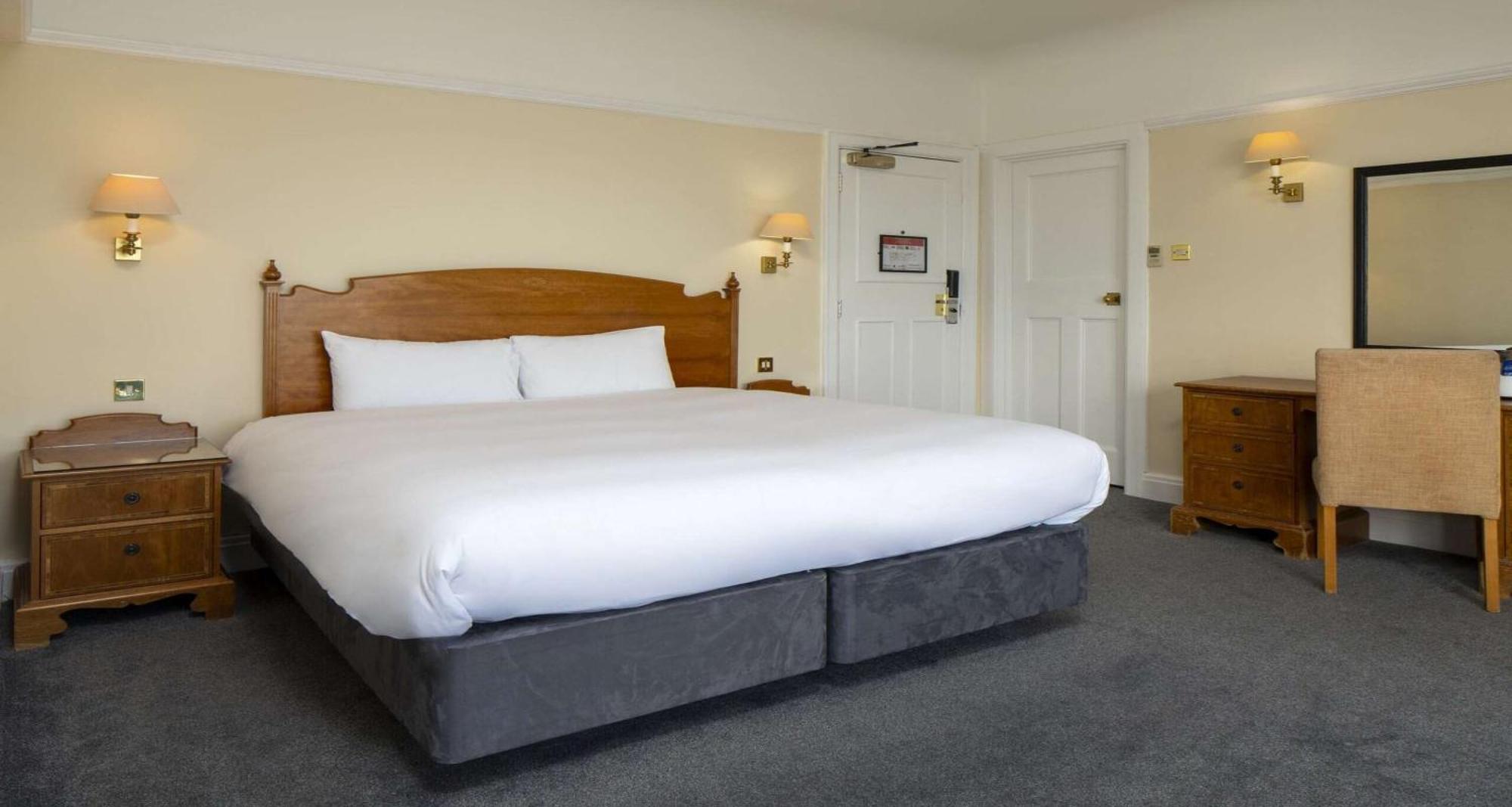 Carlton Hotel, Bw Signature Collection Hotel Bournemouth
