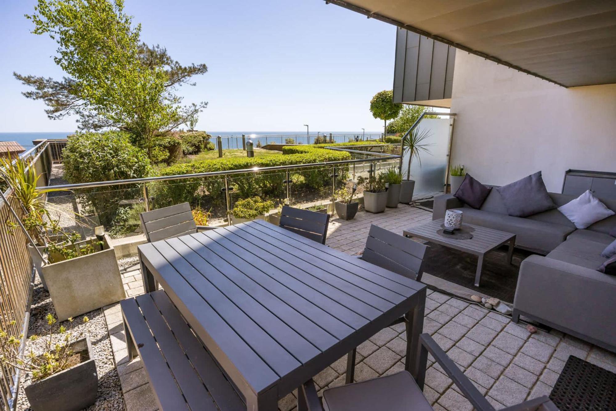 Sea Breeze Holiday home