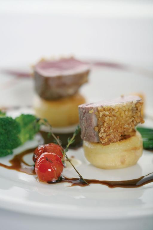 Guest house Les Bouviers Restaurant With 5*