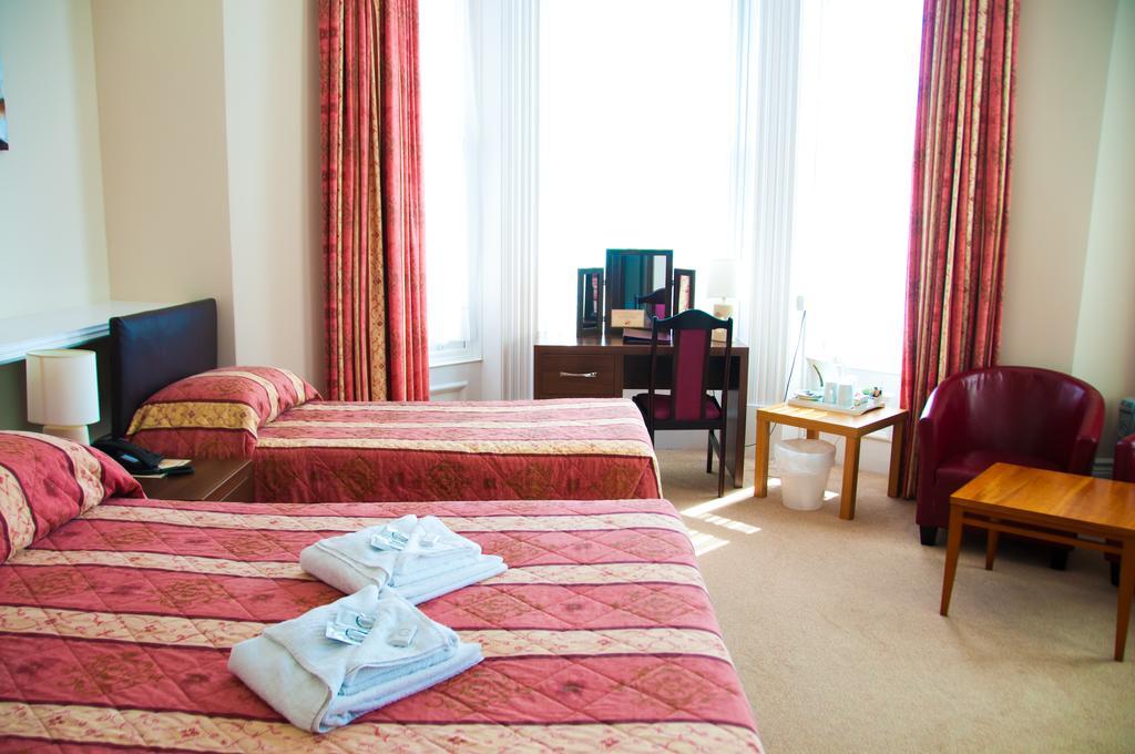 Hotel Tower House 2*