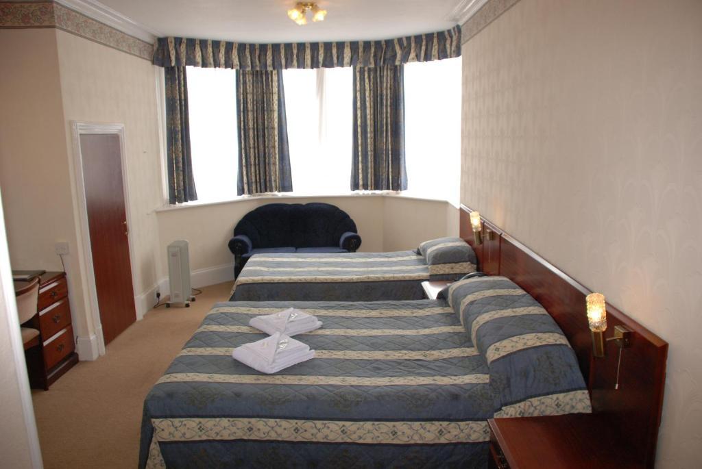 Hotel Tower House 2*