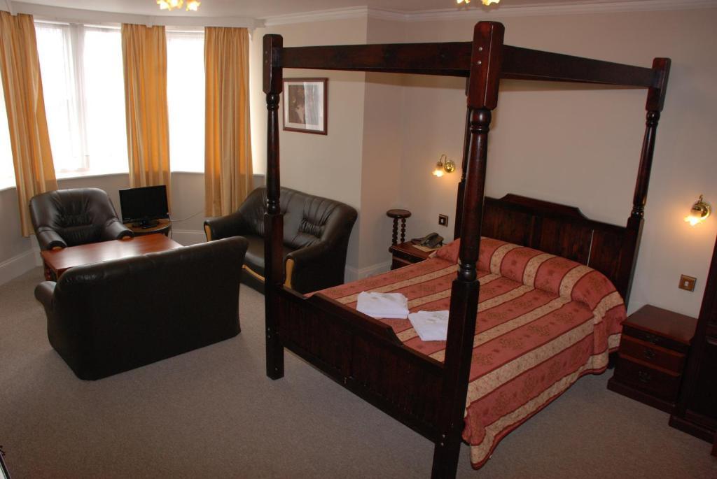 Tower House Hotel