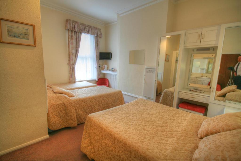 Arlington Hotel 2*