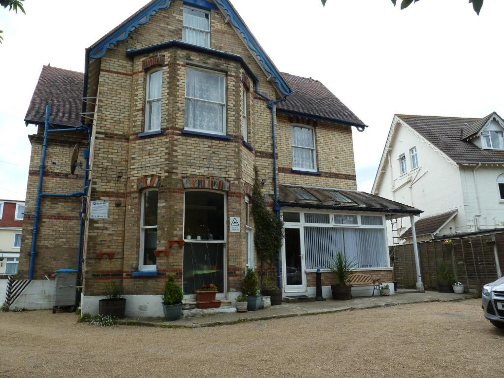 Tregonholme Bournemouth