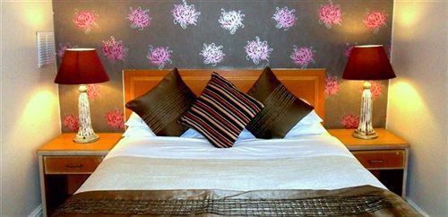 Newbury 4* Bournemouth