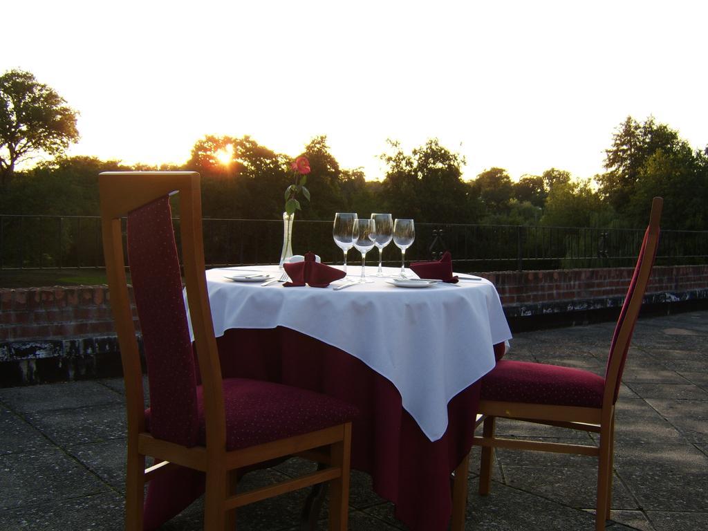 Guest house Les Bouviers Restaurant With