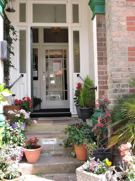 Guest house Newbury 4*