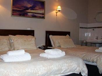 Hotel The Wood 3*