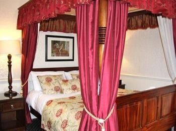 The Wood Hotel 3*