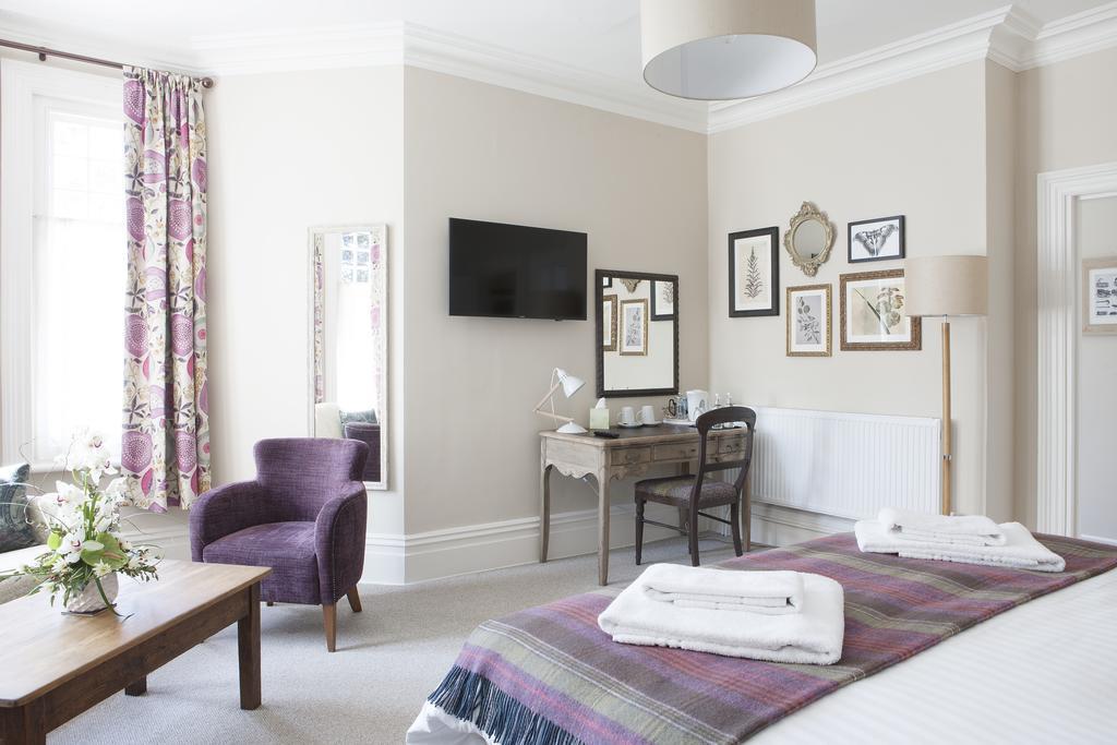 Hotel In The Park 3*