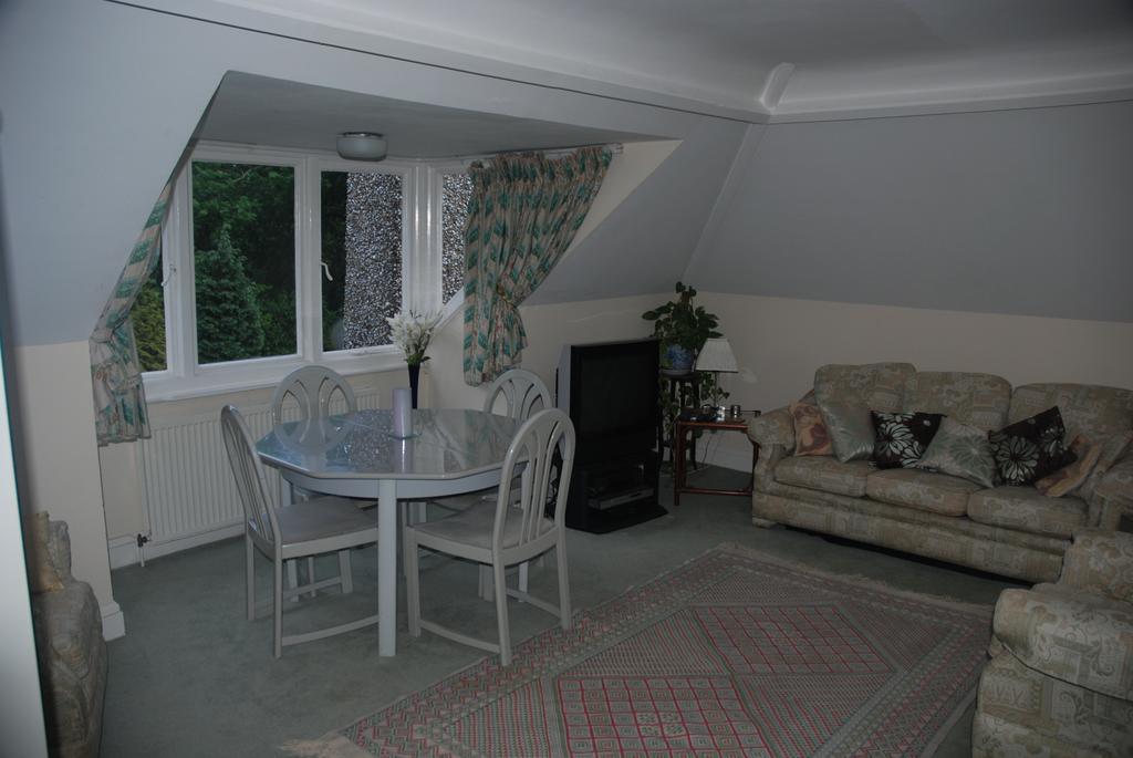 Homestay Prime With Luxury Spa Option Bournemouth