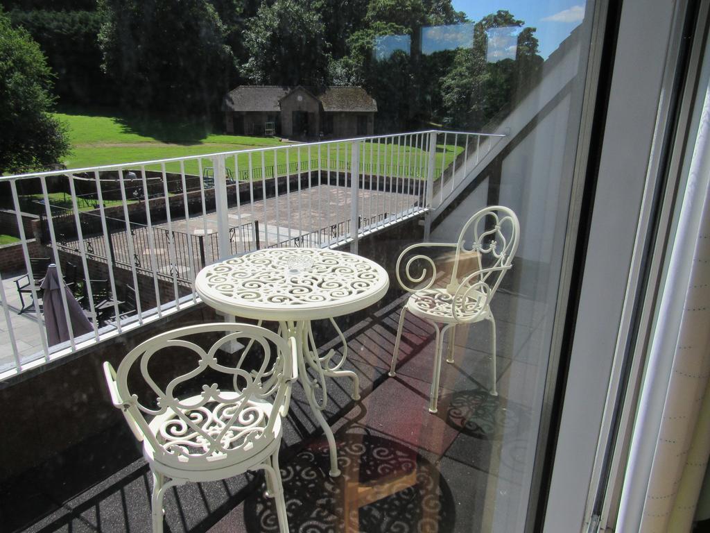 Les Bouviers Restaurant With
