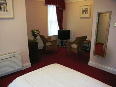 The Rosscourt Guest House-Free On Site Parking (Adults Only)