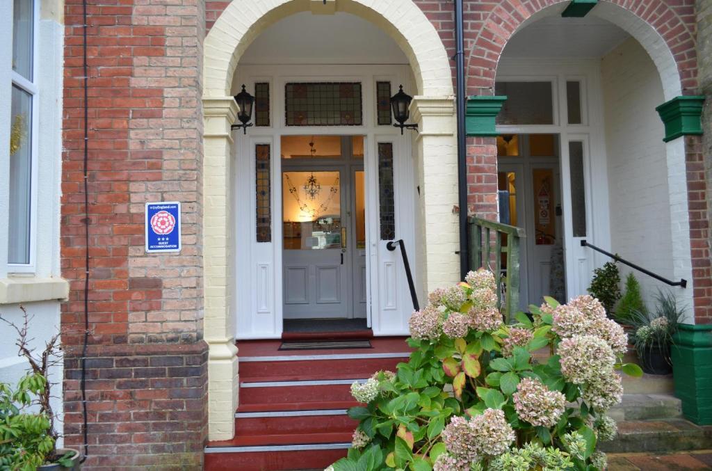 Guest house Shirley