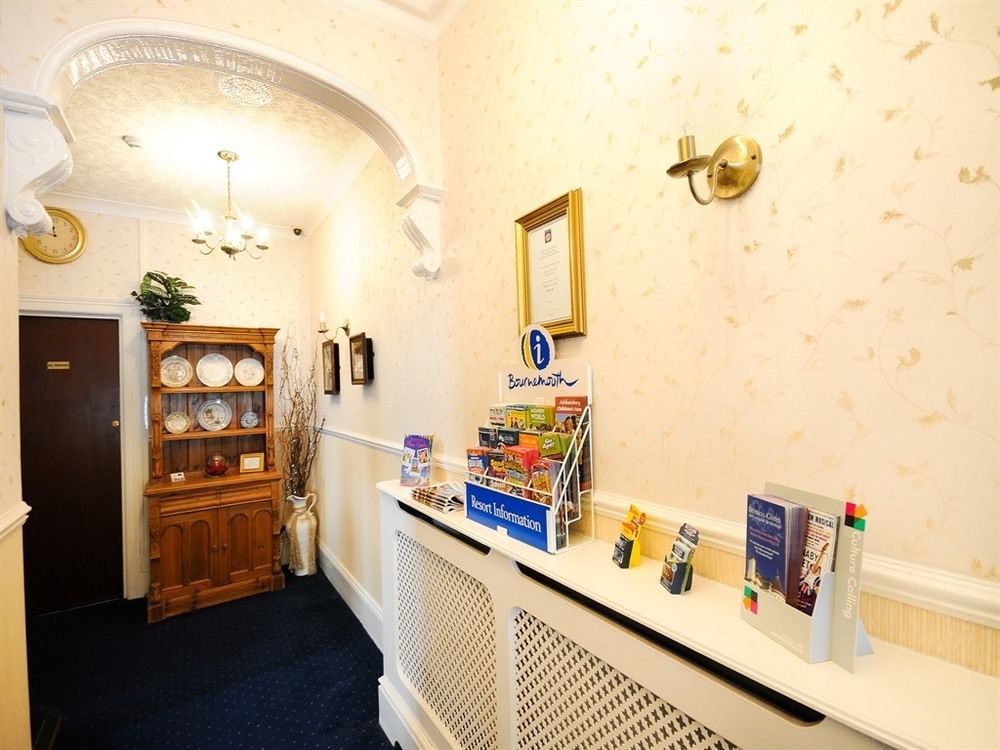 Chelsea Aparthotel 3*
