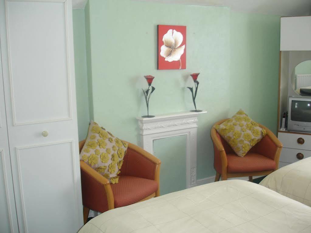 Bed & Breakfast Lea Hurst Bournemouth