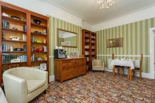 Hotel Crossroads 3*