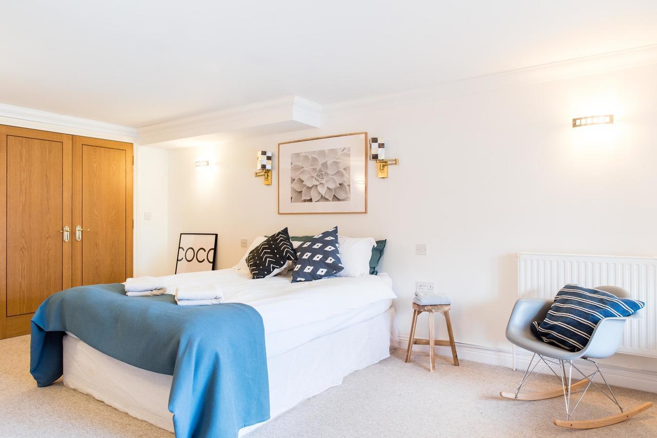 Victorian Duplex In Burlington Mansions Apartment Bournemouth