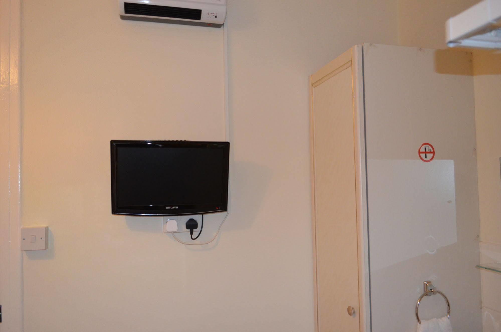Guest house Shirley 4*