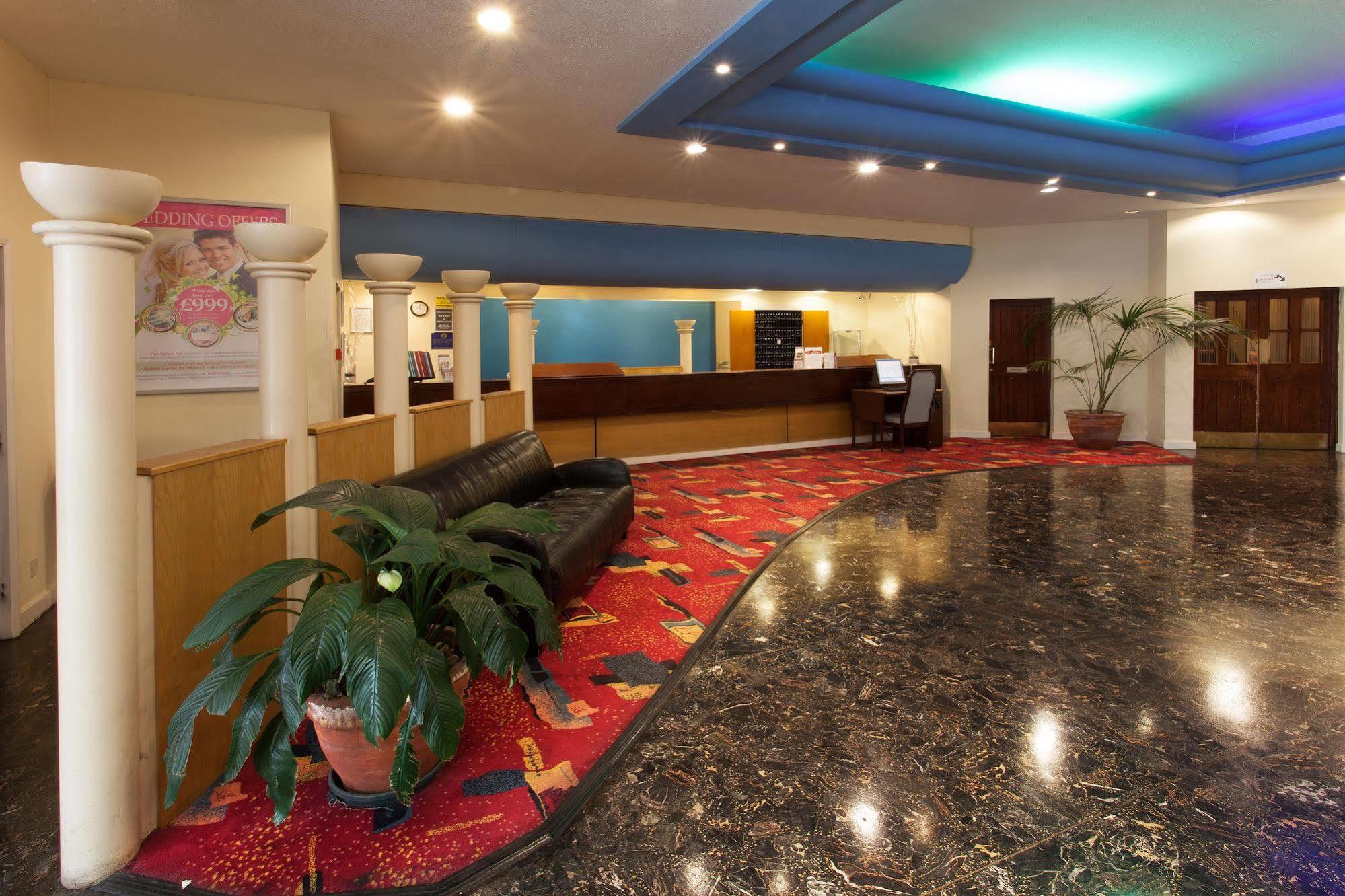 The Roundhouse 3*