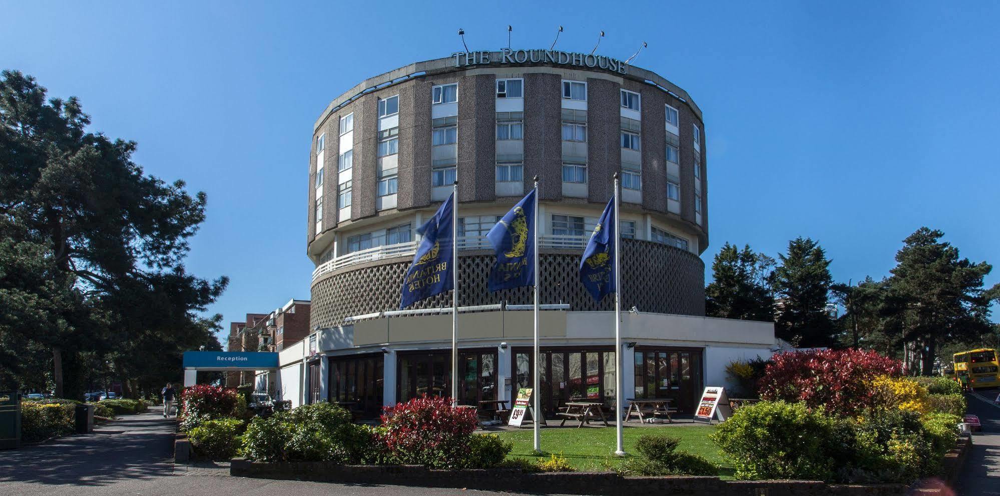 The Roundhouse 3*