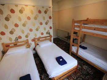 Dolphins Bed & Breakfast