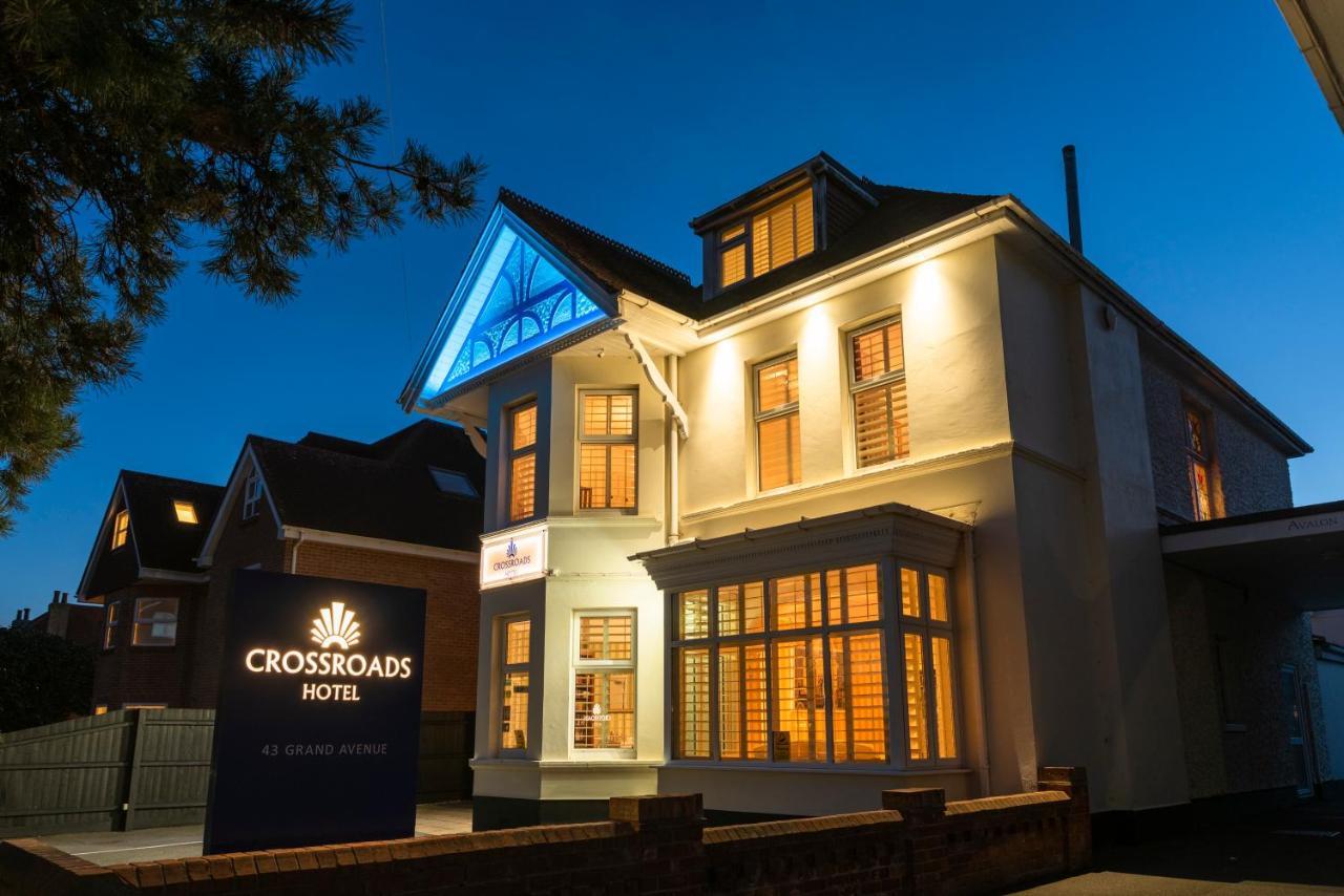 Crossroads Hotel 3*