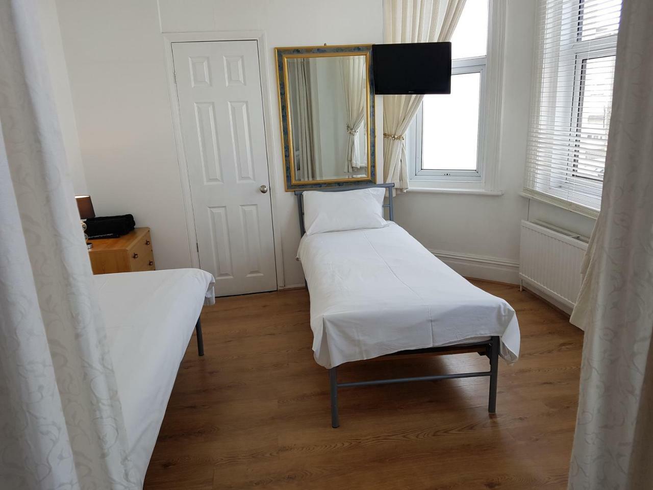 Guest house Boscombe Reef
