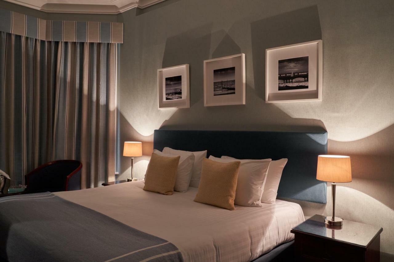 Western The Connaught And 4*