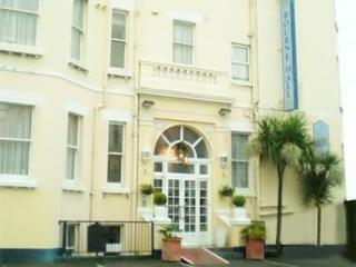 Bourne Hall Hotel 2*