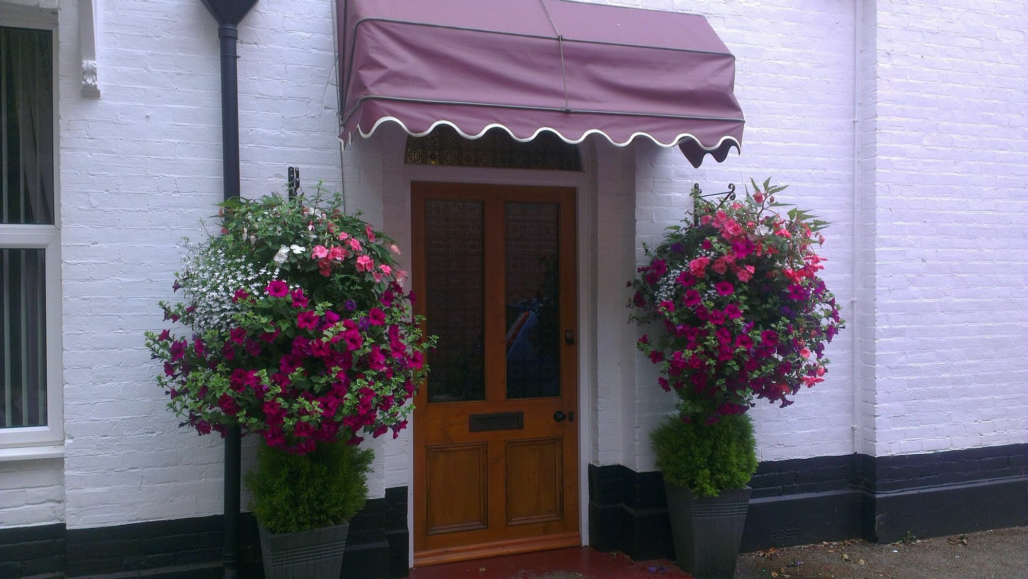 Guest house The Rosscourt Guest House-Free On Site Parking (Adults Only)